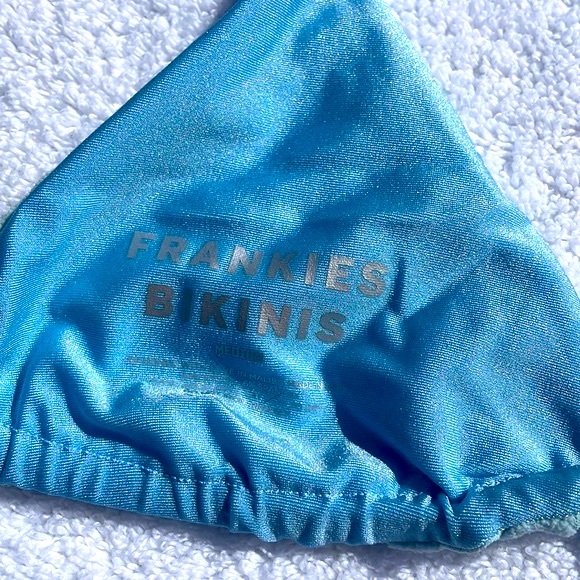 Frankie's Bikinis String Bikini Top Sky Terry Jacquard Med. NWT - Picture 6 of 7